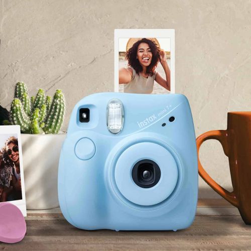 Камера моментальной печати FUJIFILM Instax Mini 7 Plus 