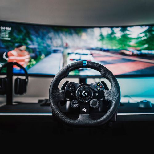 Игровой руль Logitech G923 Racing Wheel с педалями для PS4,PS5,XBOX,PC